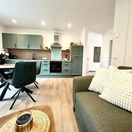 Vista 4 غريتسيل