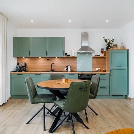 Vista 4 غريتسيل